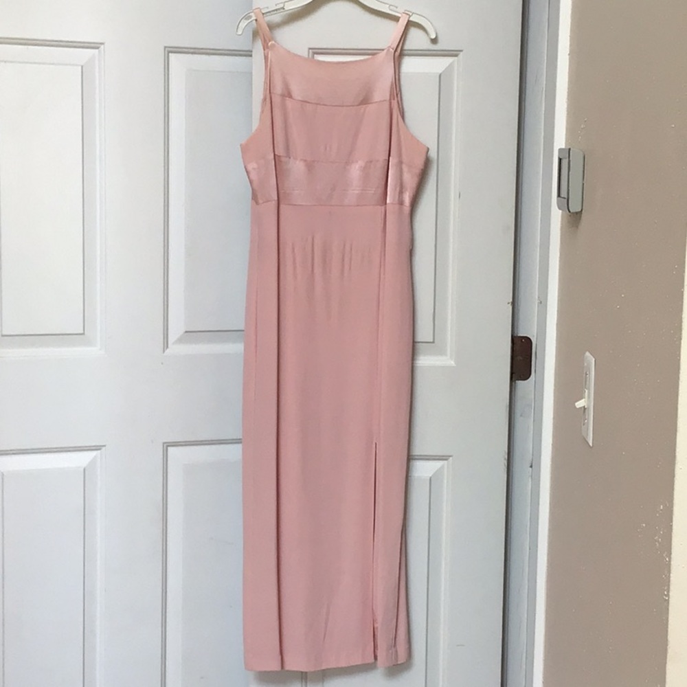 Women’s dress
